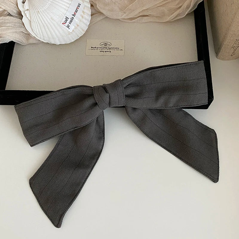 Fashion Trendy Large Bowknot Solid Color Hair Clips for Girls Simple Minimalistic Barrettes for Women Ladies Hair Accessories
