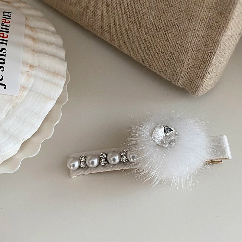 Women Fluffy Rhinestone Small Barrette Fashion Sparking Glitter Elegant High Quality Bulk in Store Hair Clips Daily Accessories