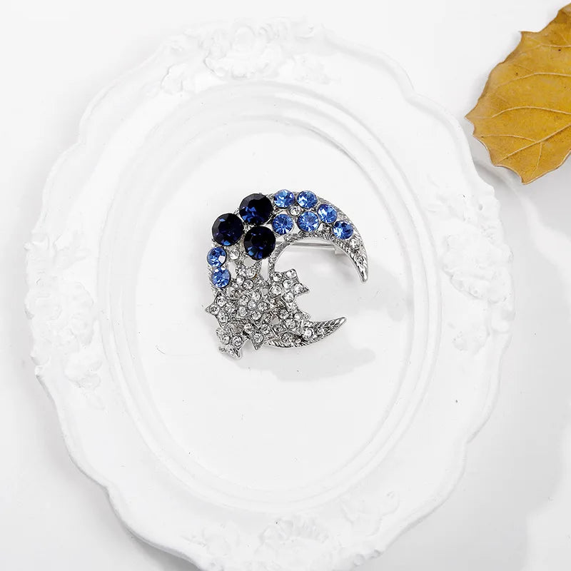 Fashion Glitter Rhinestone Sparking Brooches for Girls Sweet Moon Elegant Pins Jewelry for Women Ladies Accessories Wholesale