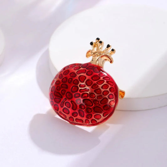 Fashion Pomegranate Fruits Sweet Brooches for Girls Stylish Elegant New Design Pins Jewelry for Women Ladies Accessories Chic