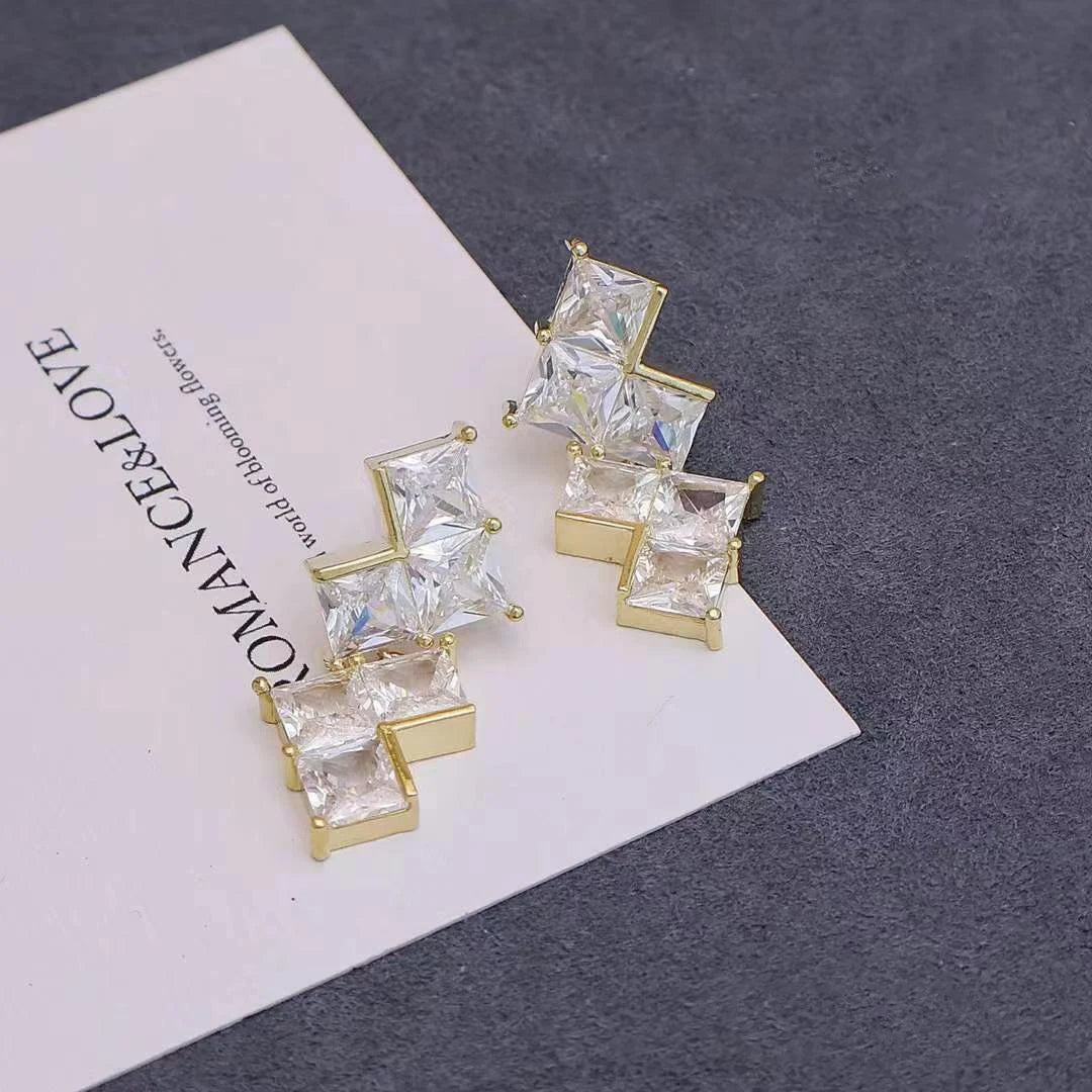 Luxury Exaggerated Glitter Stunning Elegant Drop Earrings for Girls Graceful Classic Jewelry for Women Ladies Accessories