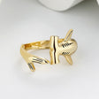The opening is adjustable. / Gold02