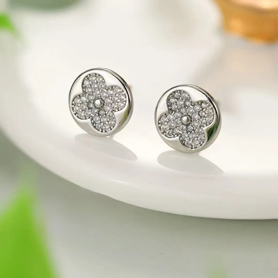 Ladies Bow Imitation Pearl Mini Stud Earring Fashion Elegant Simple High Quality Bulk Jewelry Accessories for Women Causal Daily