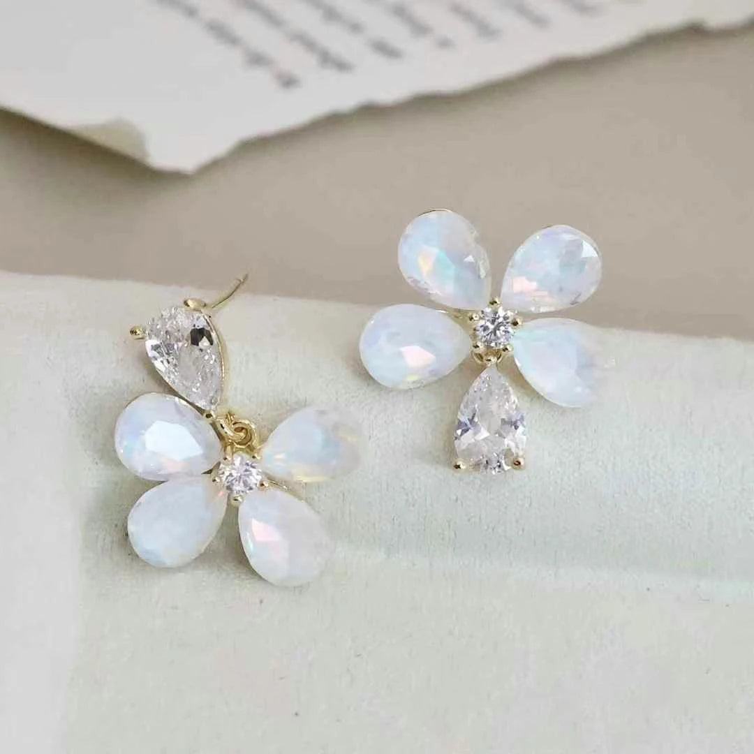 Sweet Flowers Floral Elegant Cute Drop Earrings for Girls Trendy Art Deco Designer Jewelry for Women Ladies Accessories Chic