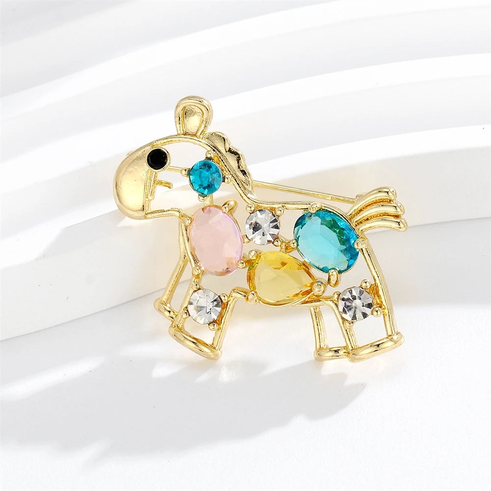 Fashion Glitter Horses Rhinestone Brooches for Girls Sweet Elegant Stylish Glamorous Pins Jewelry for Women Ladies Accessories