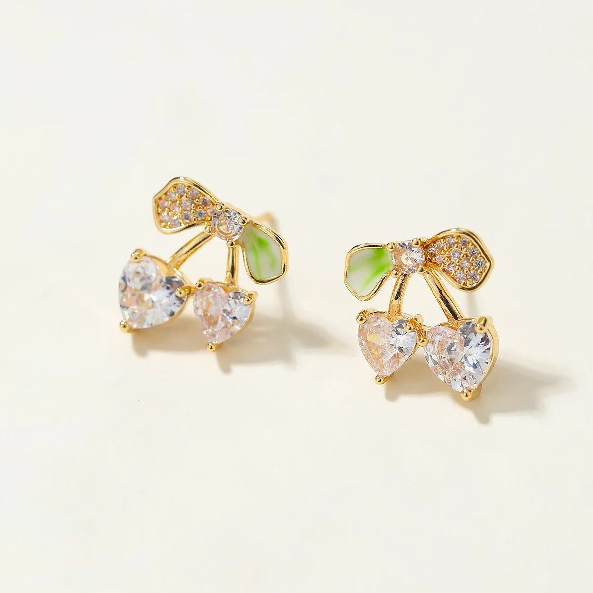 Fashion Fruits Strawberry Bowknot Cherry Stud Earrings for Girls Glitter Elegant Flower Floral Jewelry for Women Accessories