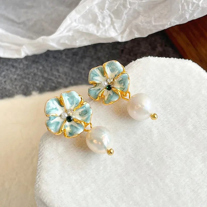 Fashion Flower Freshwater Pearl Drop Earrings for Girls 18K Gold Plated Jewelry for Women Ladies Wholesale China Factory Bulk