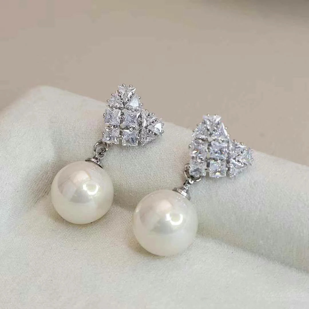 Fashion Heart Shaped Simple Elegant Drop Earrings for Girls Imitation Pearl Art Deco Jewelry for Women Ladies Accessories Chic