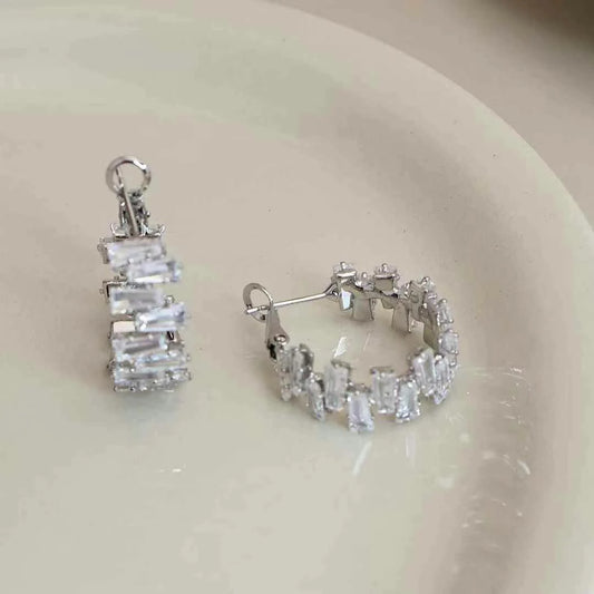 Female Heart Circle Shape Simple Small Mini Hoop Earring Fashion Elegant Luxurious Dainty Wholesale Jewelry Accessory for Daily
