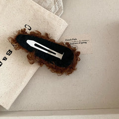 Fashion Trendy Animals Bear Hair Clips for Girls Sweet Autumn Winter Snap Clips for Women Ladies Hair Accessories Wholesale