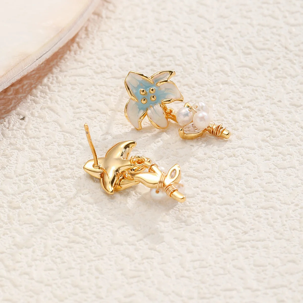 Women Flower Shape Drip Glaze Hand-Painted Graffiti Earring Elegant Freshwater Pearl 18k Gold-plated S925 Silver Daily Jewelry