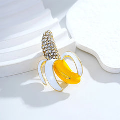 Fashion Glitter Bananas Fruits Brooches for Girls Sweet Trendy Stylish Glamorous Pins Jewelry for Women Ladies Accessories