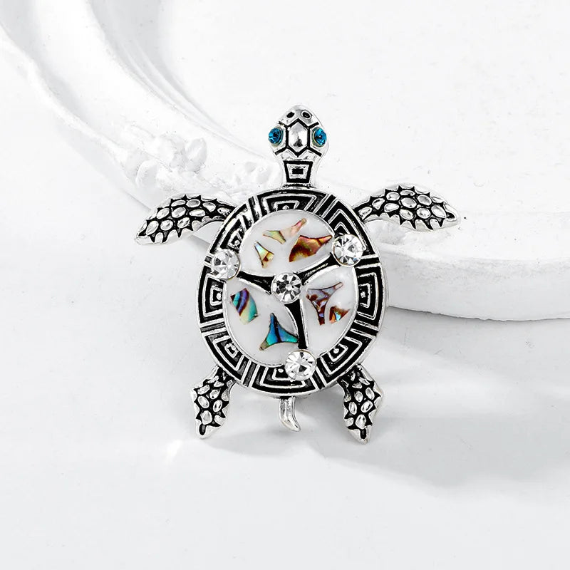 Fashion Animals Sweet Trendy Tortoise Brooches for Girls Stylish Glamorous Pins Jewelry for Women Ladies Accessories New Design