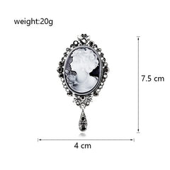 European and American Style Victoria Elegant Sparkle Brooches for Girls Vintage Retro Angel Jewelry for Women Ladies Accessories