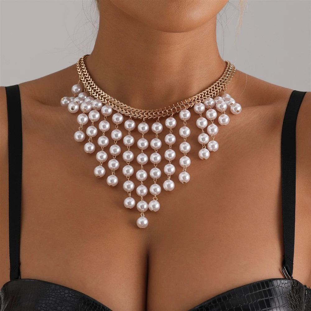 Fashion Luxury Imitation Pearl Elegant Necklaces for Girls Glamorous Dainty Jewelry for Women Ladies Accessories Wholesale