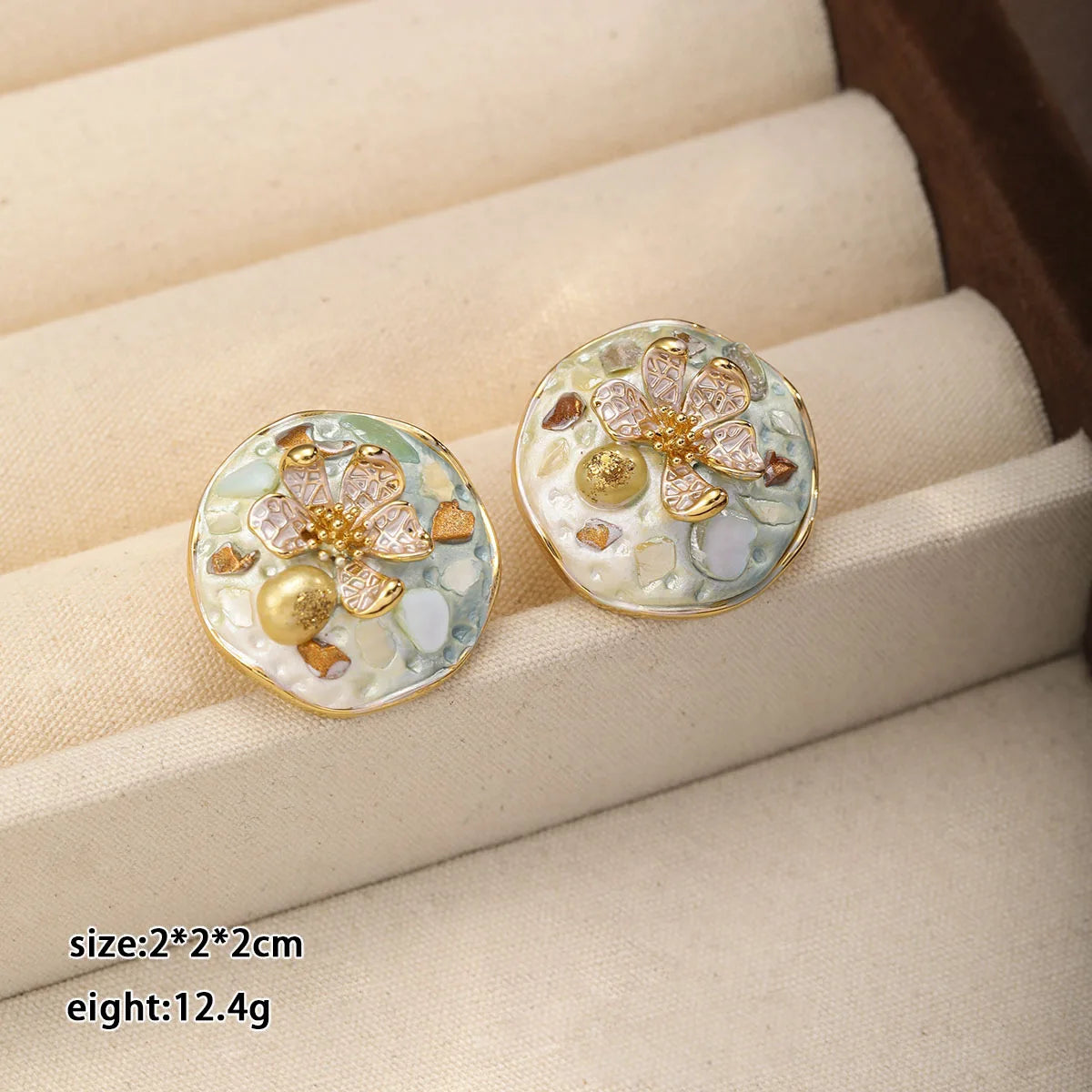 Fashion S925 Silver Freshwater Pearl Shell Stud Earrings for Girls Boho Stud Earrings for Girls 18K Gold Jewelry for Women Lady