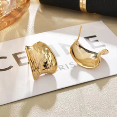 Fashion Simple Minimalistic Trendy Elegant Hoop Earrings for Girls Charms Glamorous Jewelry for Women Ladies Accessories Chic