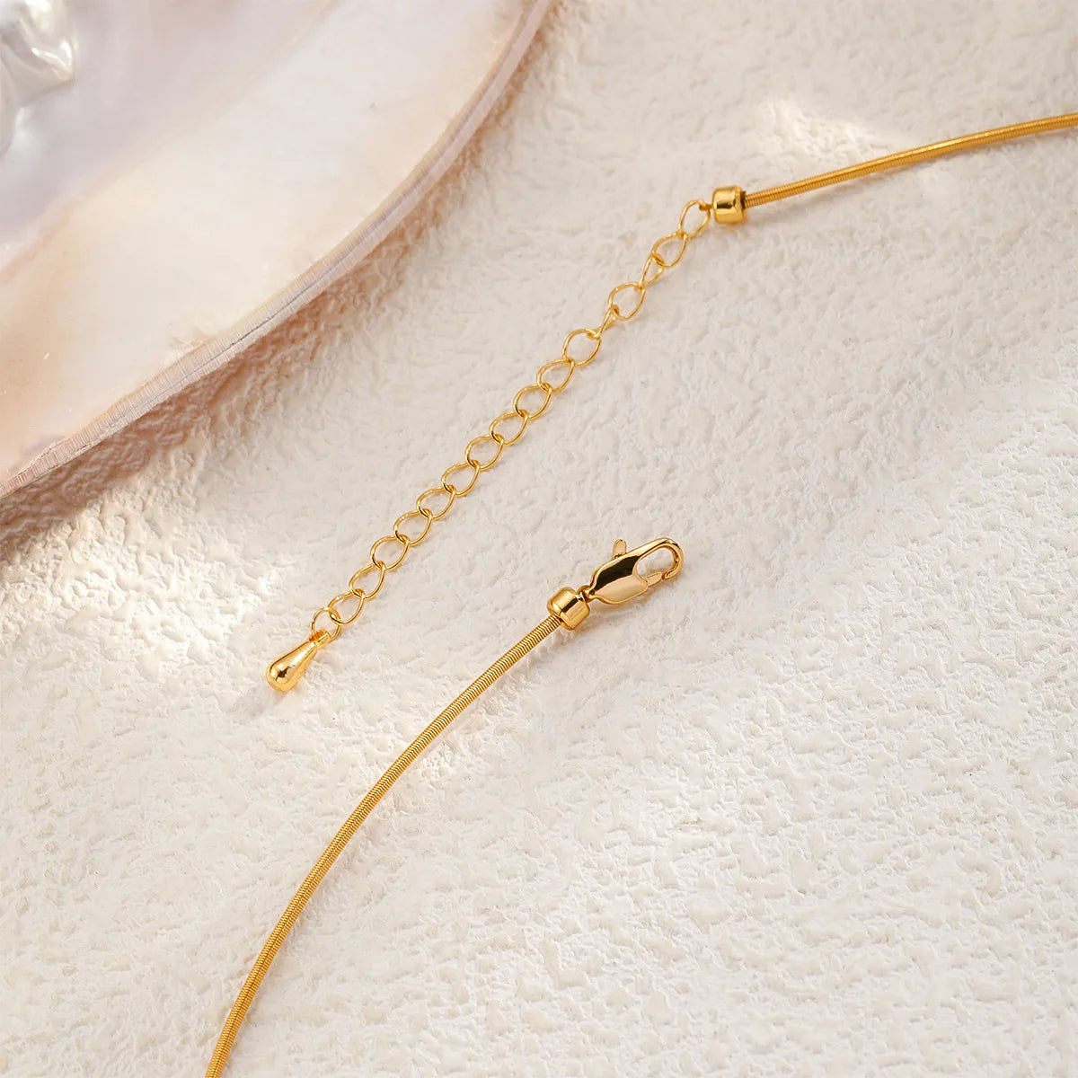 Women Simple Chain Glass Pearl 18k Gold-plated Purple Necklace Low MOQ Bulk in Stock  Elegant Jewelry for Female Causal Party