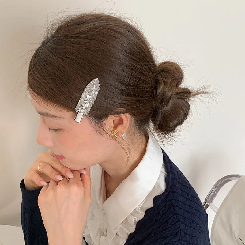 Female Hot Sale New Design Rhinestone Small Alligator Clip Sparking Glitter Fashion Chic Customized in Stock Hair Clip Accessory