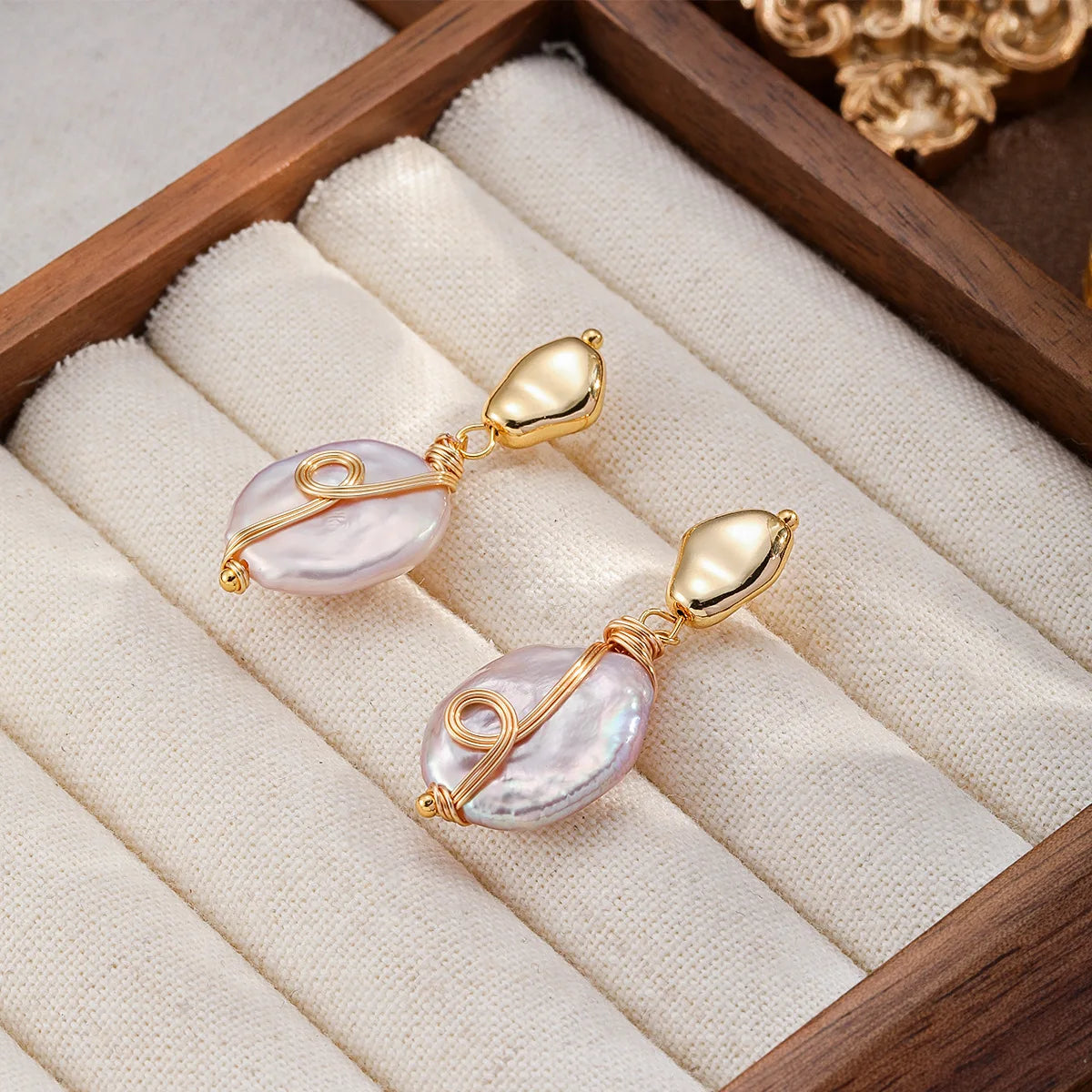 Fashion S925 Silver Baroque Pearl Copper 18K Gold Plated Drop Earrings for Girls Elegant Jewelry for Women Ladies Wholesale