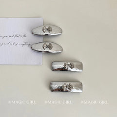 Simple Minimalistic Alloy Hair Clips for Girls Bowknots Fashion Sweet Snap Clips for Women Ladies Hair Accessories in Stock