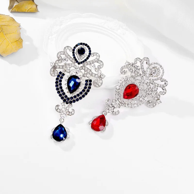 Fashion Luxury Glitter Sparkle Rhinestone Crystal Brooches for Girls Vintage Retro Classic Jewelry for Women Ladies Accessories