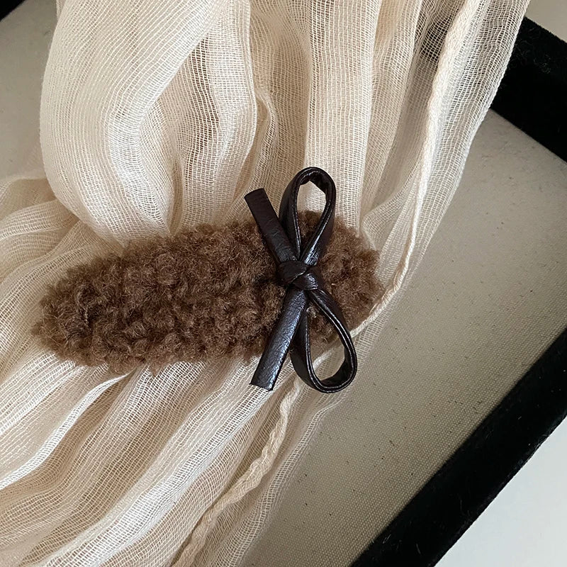 Fashion Bowknot Solid Color Fluffy Hair Clips for Girls Sweet Trendy Snap Clips for Women Ladies Hair Accessories in Stock