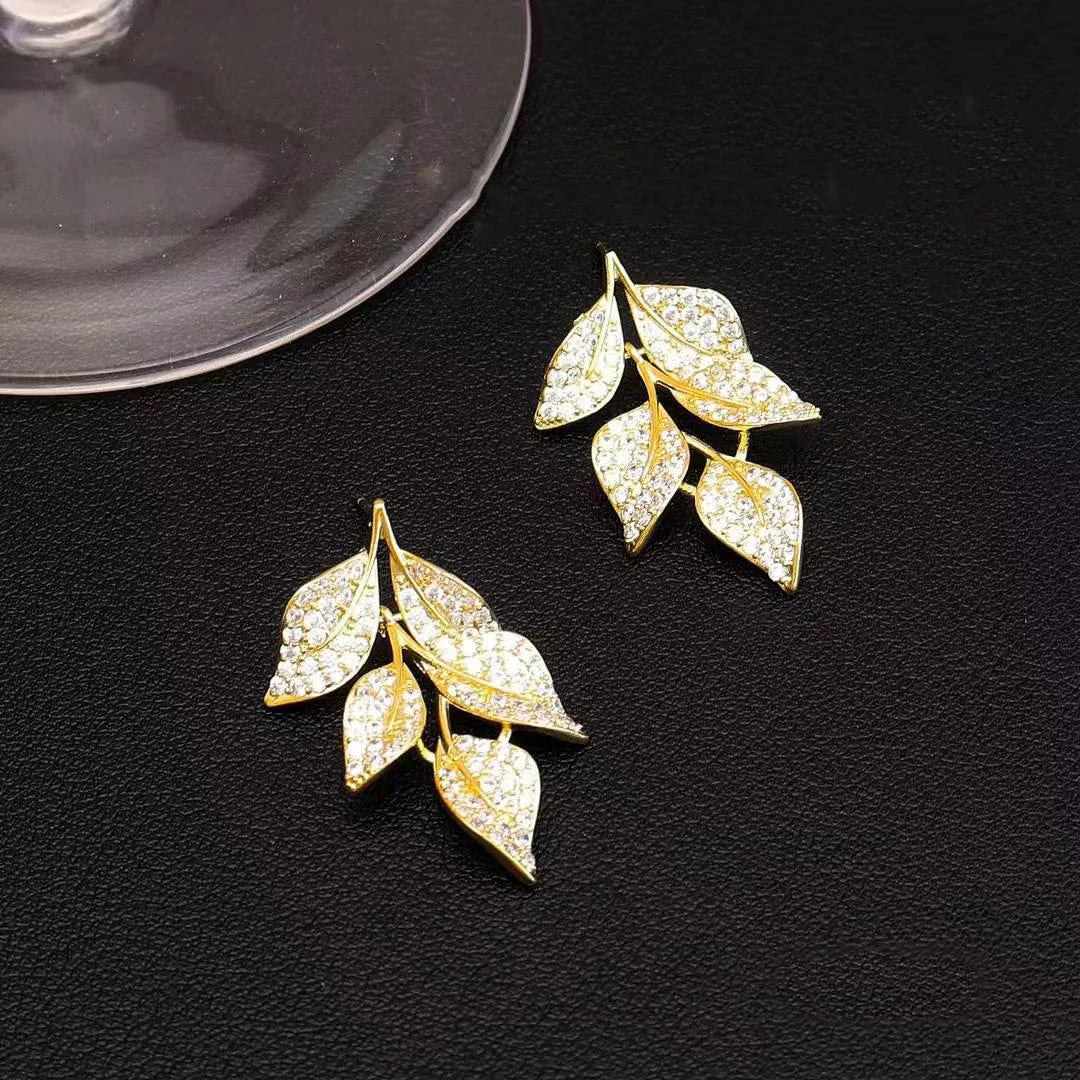 Fashion Sweet Leafs Glitter Art Deco Drop Earrings for Girls Cherry Fruit Jewelry for Women Ladies Accessories Chinese Supplier