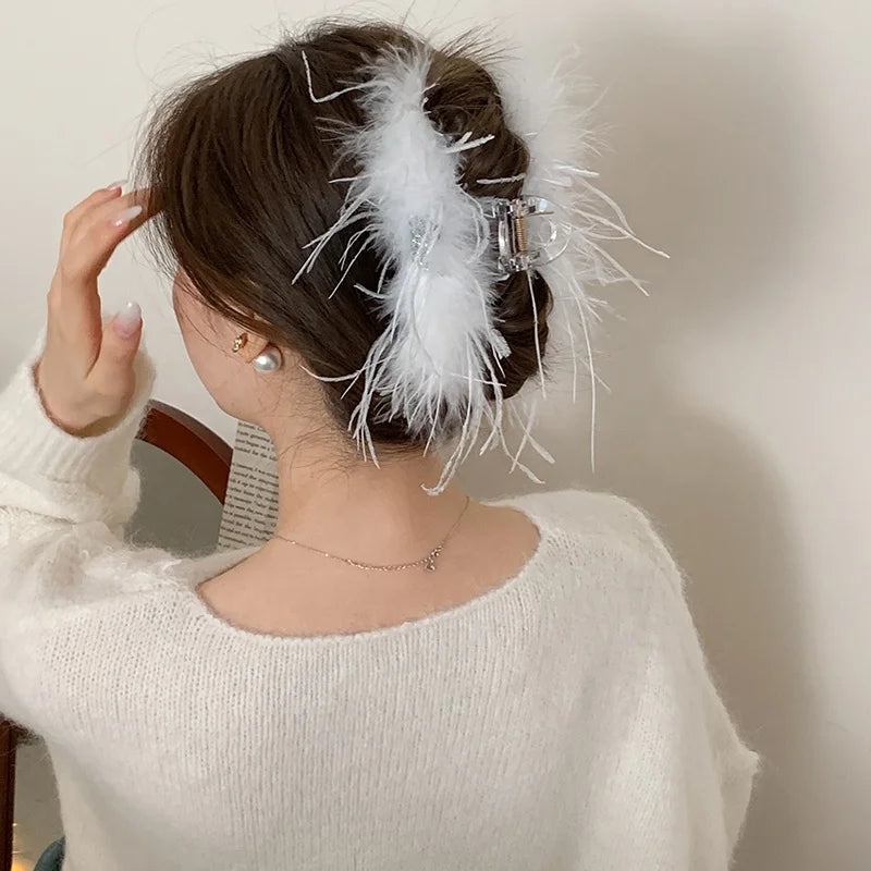 Fashion Elegant Solid Color Feather Hair Claw Clips for Girls Glitter Swan Hair Accessories for Women Ladies Chinese Supplier