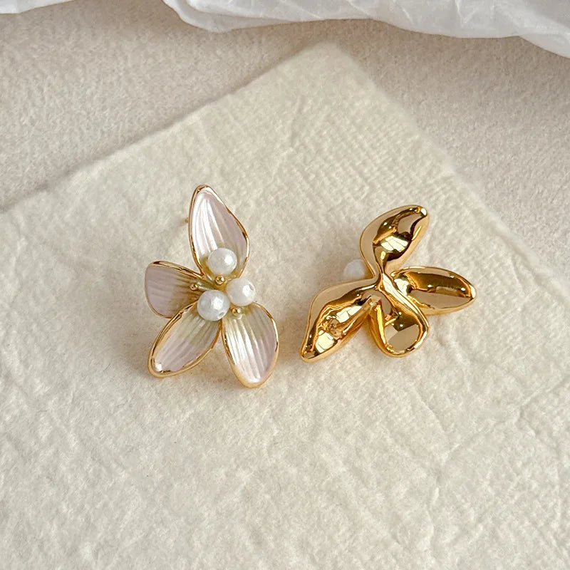 Fashion Flower Copper 18K Gold Plated S925 Silver Stud Earrings for Girls Freshwater Pearl Jewelry for Women Ladies Wholesale