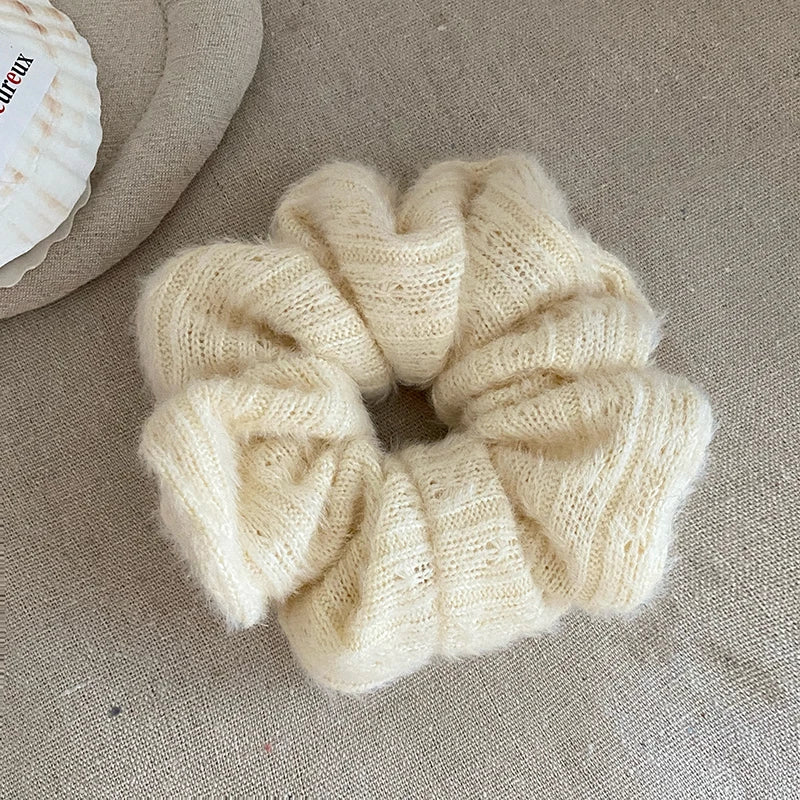 Fashion Simple Solid Color Sweet Scrunchies for Girls Minimalistic Elegant Trendy Hair Ties for Women Ladies Hair Accessories