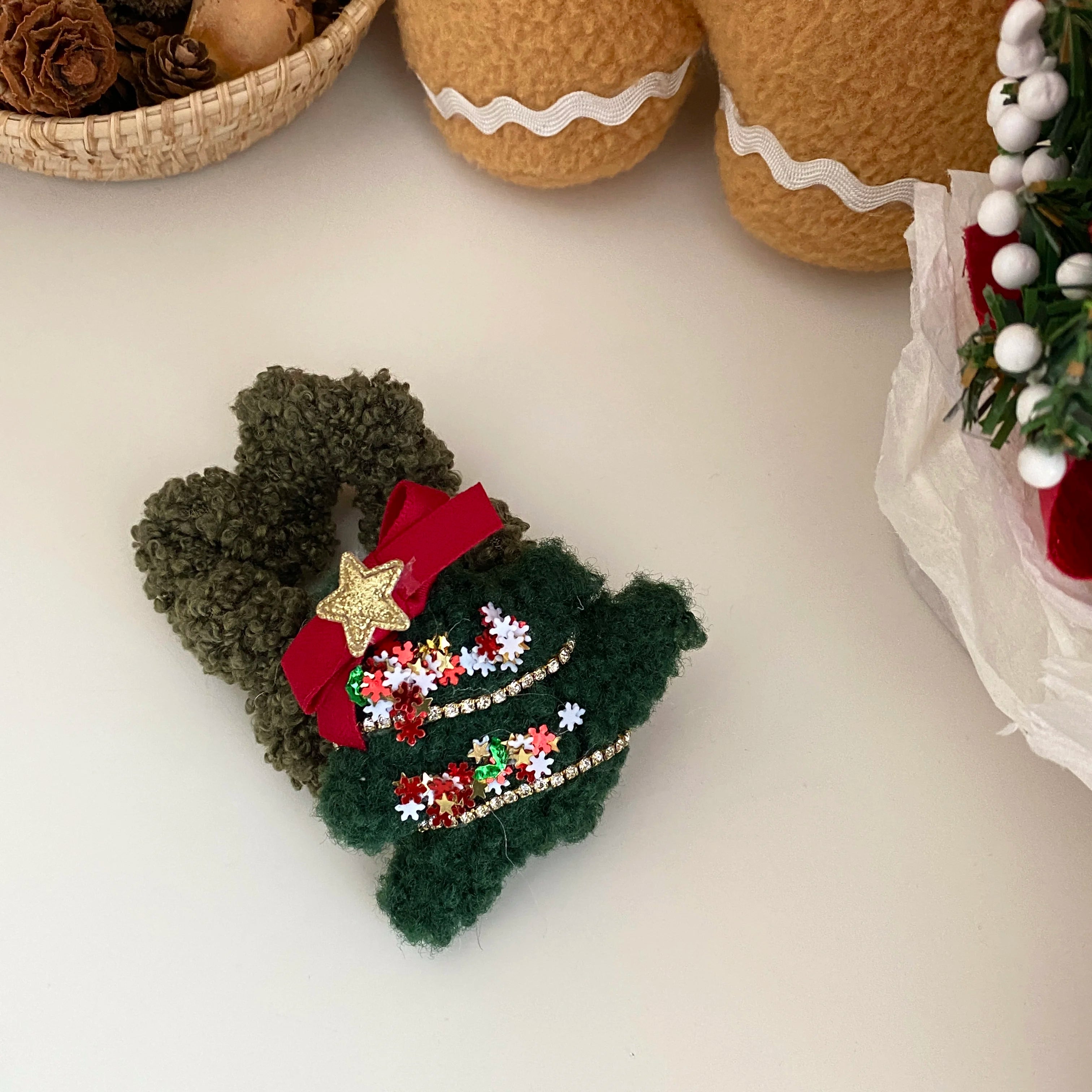 2025 Christmas Cute Bowknot Star Hair Clips for Baby Girls Sweet Elegant Fun Alligators for Kids Children Hair Accessories Chic