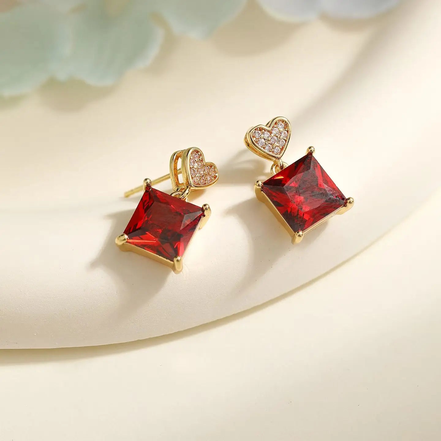 Women Bow Square Pig Cartoon Small Mini Stud Earring Fashion Glitter Cute Lovely Wholesale High Quality Daily Jewelry Accessory