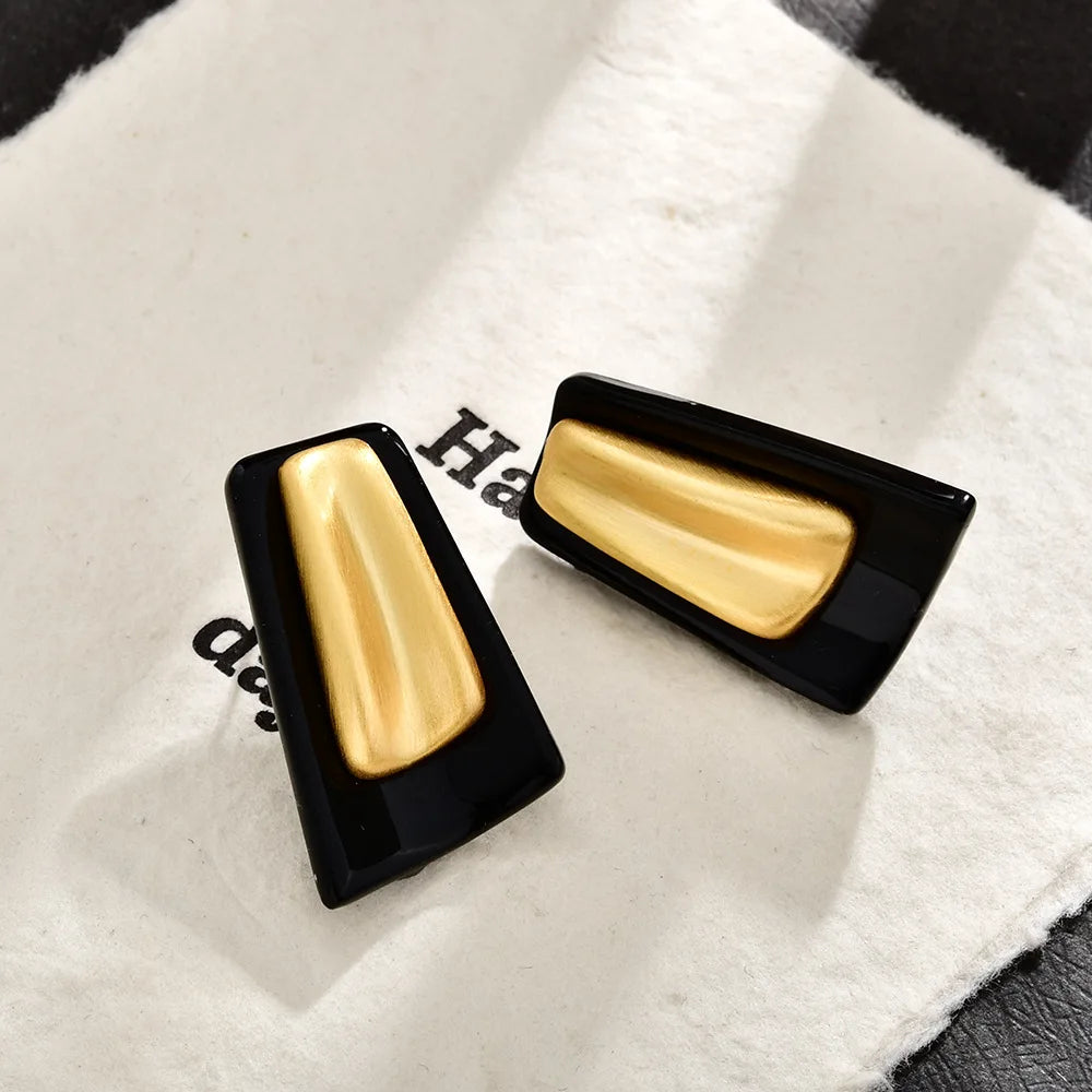 Fashion Contrast Color Earrings Geometric Leopard Print Simple Earrings Stud Elegant Design Personality Korea EarJewelry Women