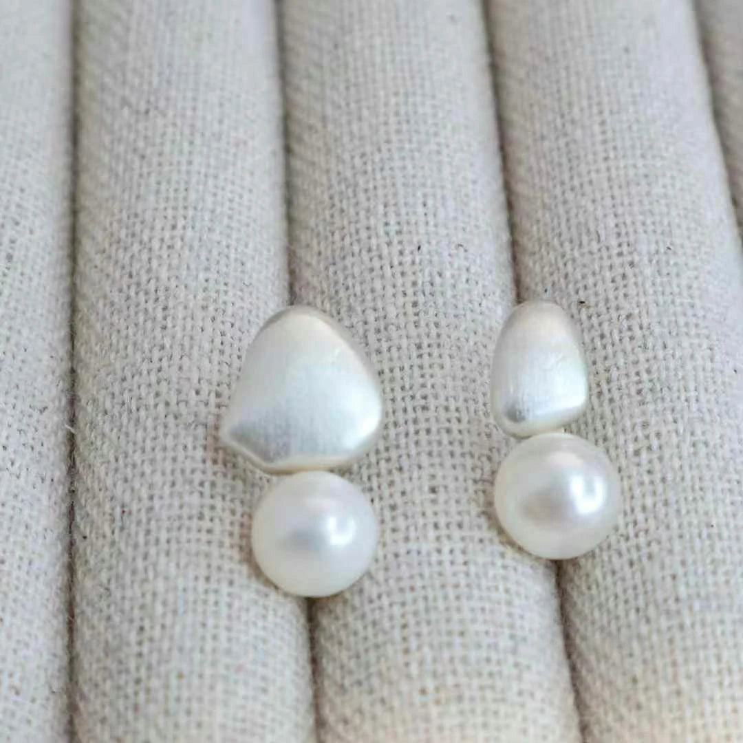 Sweet Bowknot Imitation Pearl Elegant Drop Earrings for Girls Simple Classic Luxury Jewelry for Women Ladies Accessories Chic