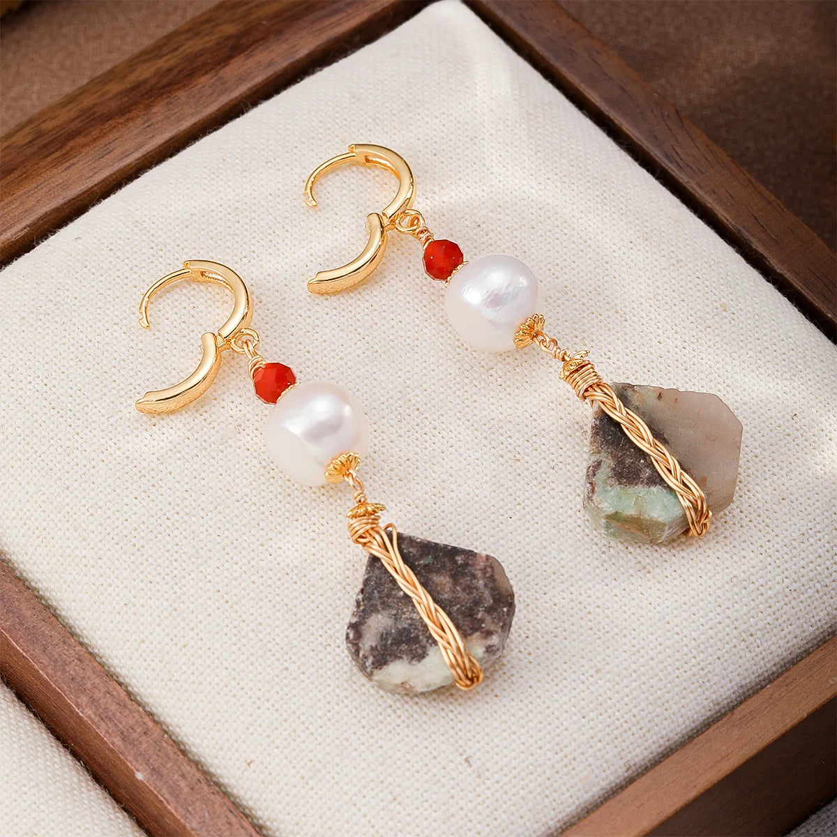 Women Red Agate Baroque Pearl Diamond Shaped Cut Orchid Bead Hoop Earring Fashion Charms in Stock Jewelry for Female Daily Use