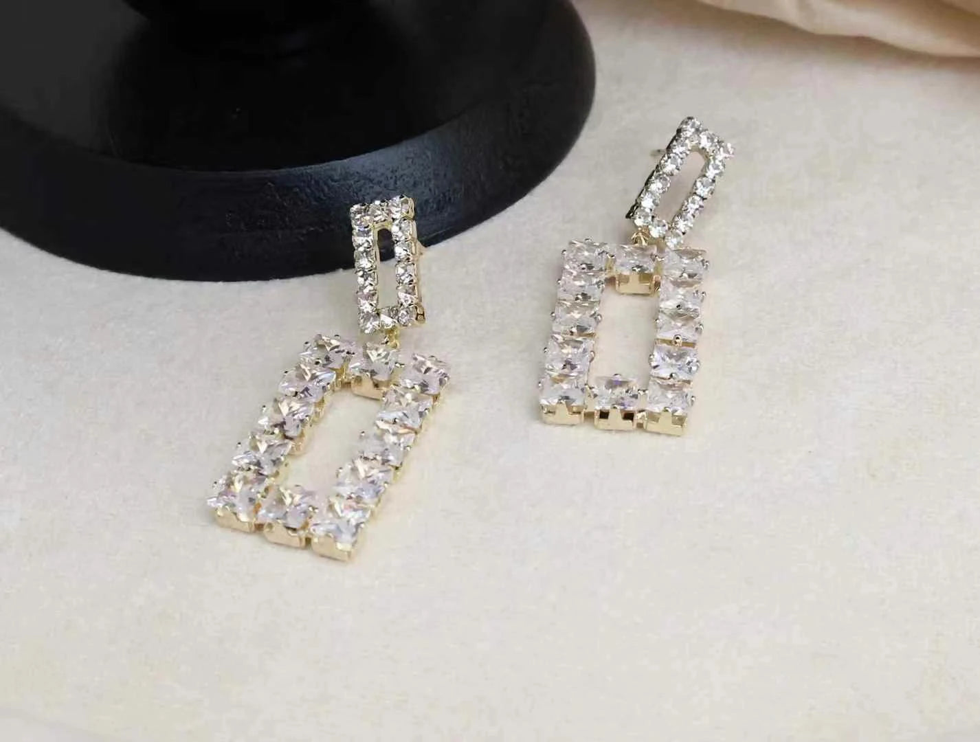 Female Flower Butterfly Square Shape Rhinestone Drop Earring Glitter Sparking Fashion Charms Bulk Jewelry Accessories for Daily