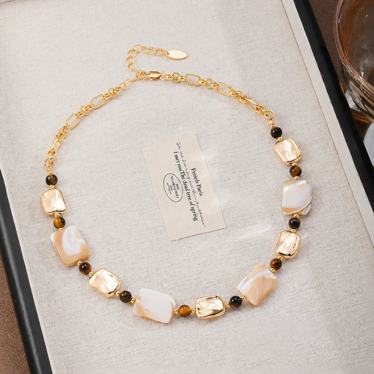 Fashion Abalone Shell Tiger Eye Stone Freshwater Pearl Necklaces for Girls Trendy Jewelry for Women Ladies Wholesale Bulk