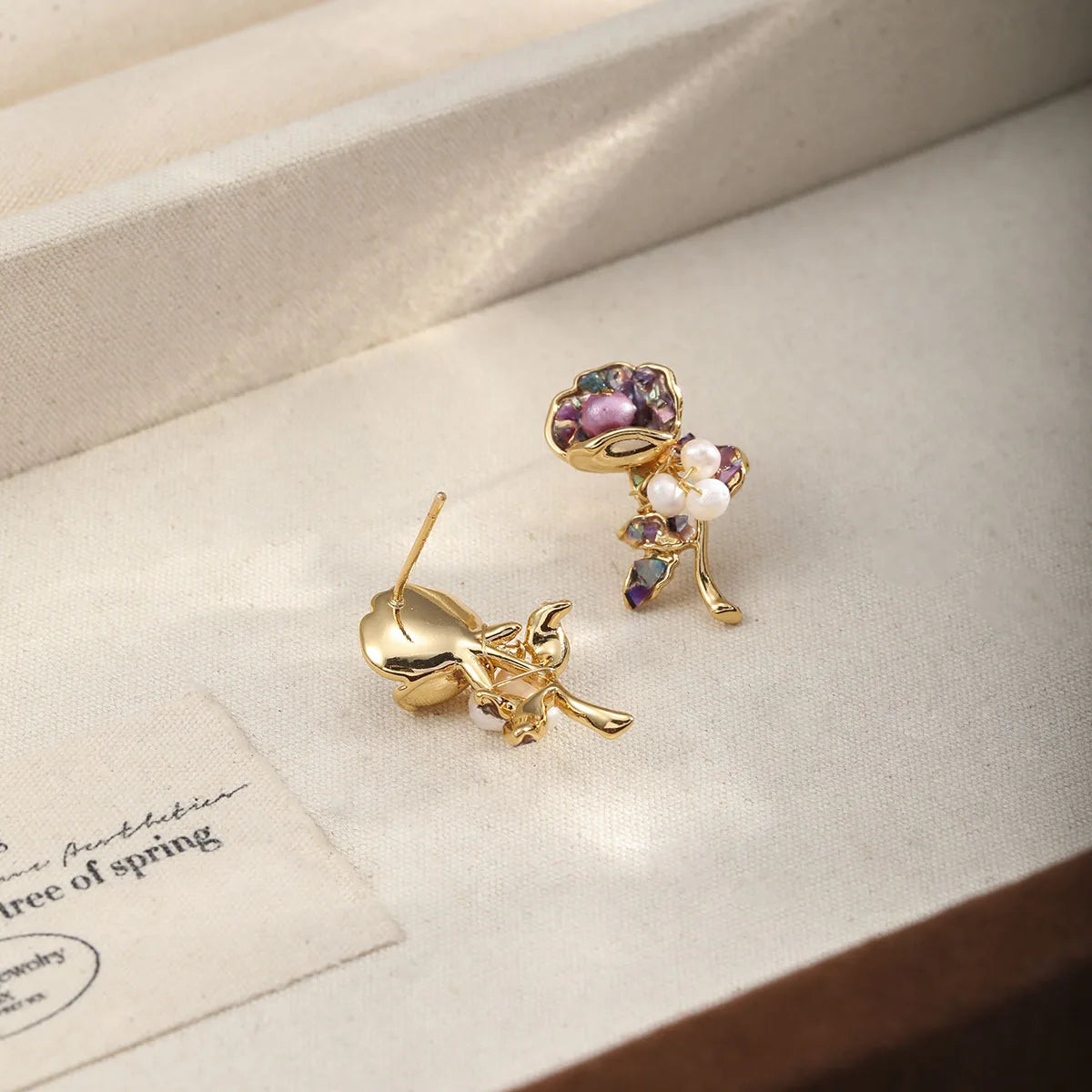 Fashion S925 Silver Freshwater Pearl Crushed Shell Flower Stud Earrings for Girls Sweet Jewelry for Women Ladies Wholesale