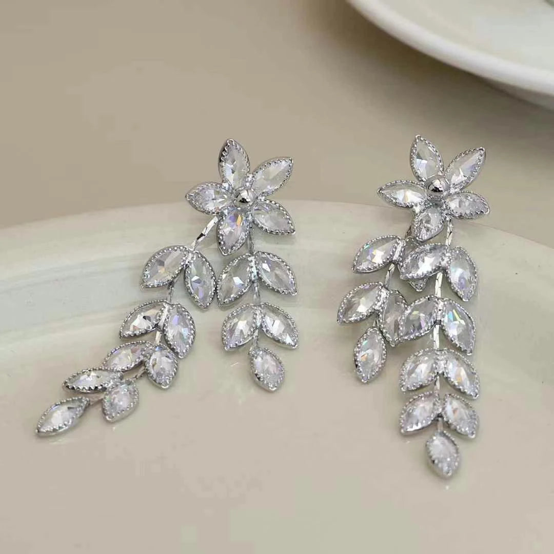 Women Star Wheat Spike-Shaped New Design Drop Earring Sparking Glitter Charms Fashion Wholesale Jewelry Accessories for Office