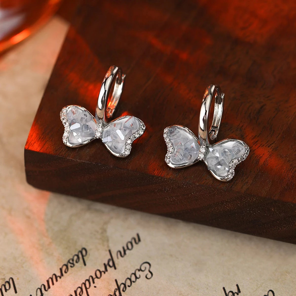 Women Blue Green Rhinestone Cherry Bow Small Earring Fashion Glitter Sparking Elegant High Quality Jewelry Accessories for Daily