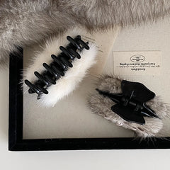 Fashion Fluffy Bowknot Elegant Luxury Hair Claw Clips for Girls Sweet Trendy Cute Hair Accessories for Women Ladies in Stock