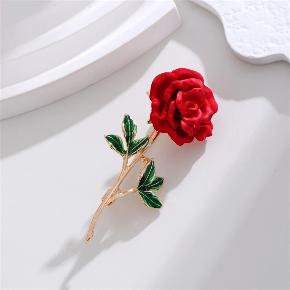 Fashion Sweet Alloy Flowers Trendy Elegant Brooches for Girls Glamorous Floral Pins Jewelry for Women Ladies Accessories Chic