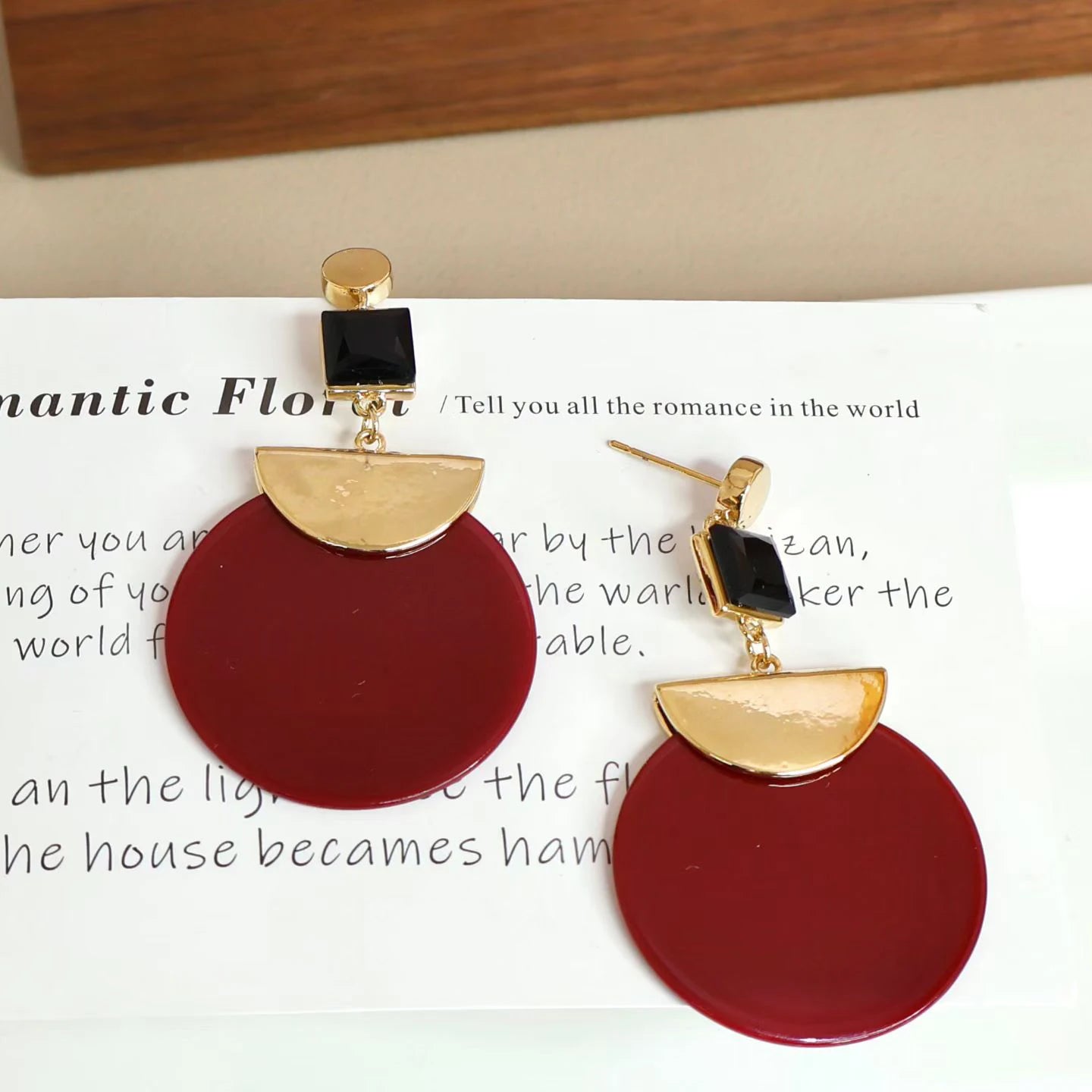Fashion Sweet Cute Ping Pong Drop Earrings for Girls ELegant Kawaii Trendy Stylish Jewelry for Women Ladies Accessories Bold