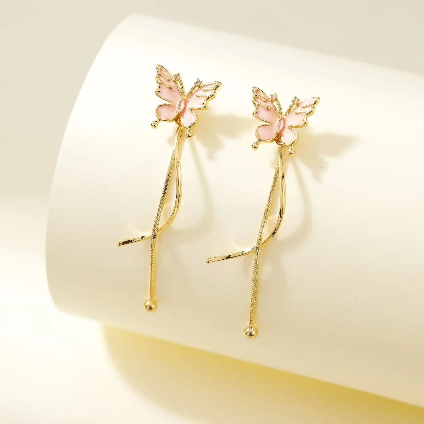 Fashion Butterfly Tassel Animals Glitter Drop Earrings for Girls Elegant Graceful Jewelry for Women Ladies Accessories Wholesale