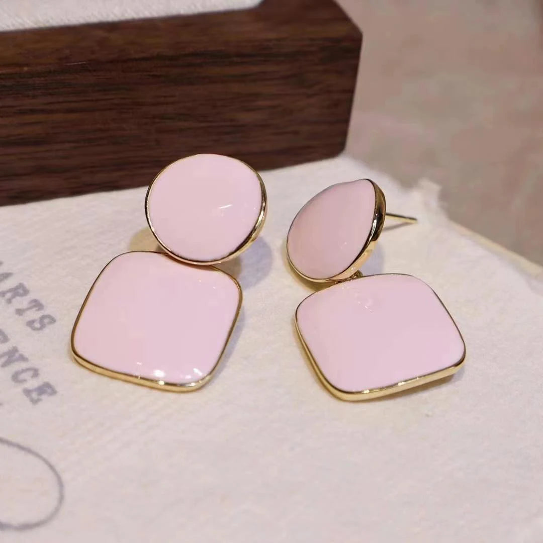 Vintage Retro Elegant Refined Drop Earrings for Girls Trendy Art Deco Bowknot Cherry Jewelry for Women Ladies Accessories Chic
