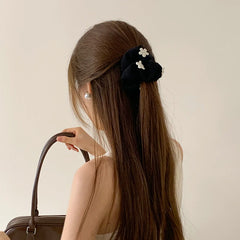 Classic Simple Solid Color Flower Scrunchies Elegant Chic Hair Clips for Girls and Women Sweet Stock Hair Accessories for Kids