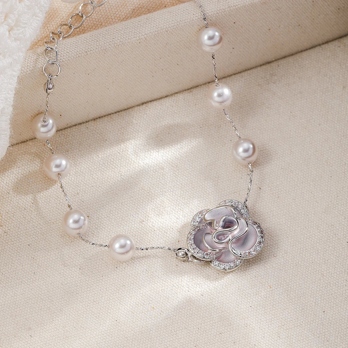 Fashion Cubic Zirconia Copper White K Plated Flower Bracelets for Girls Pearl Jewelry for Women Ladies Wholesale Bulk Sweet