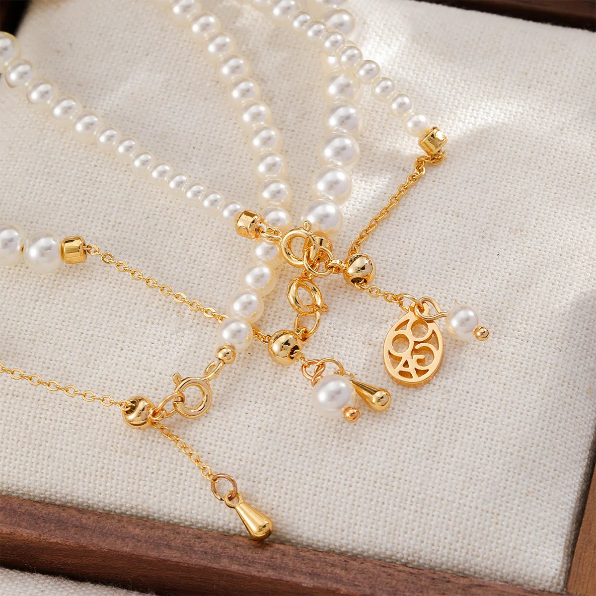 Fashion Simple Pearl Bracelets 18K Gold Plated Jewelry for Women Ladies Wholesale China Manufacturer Bulk Low Moq Classic Trendy
