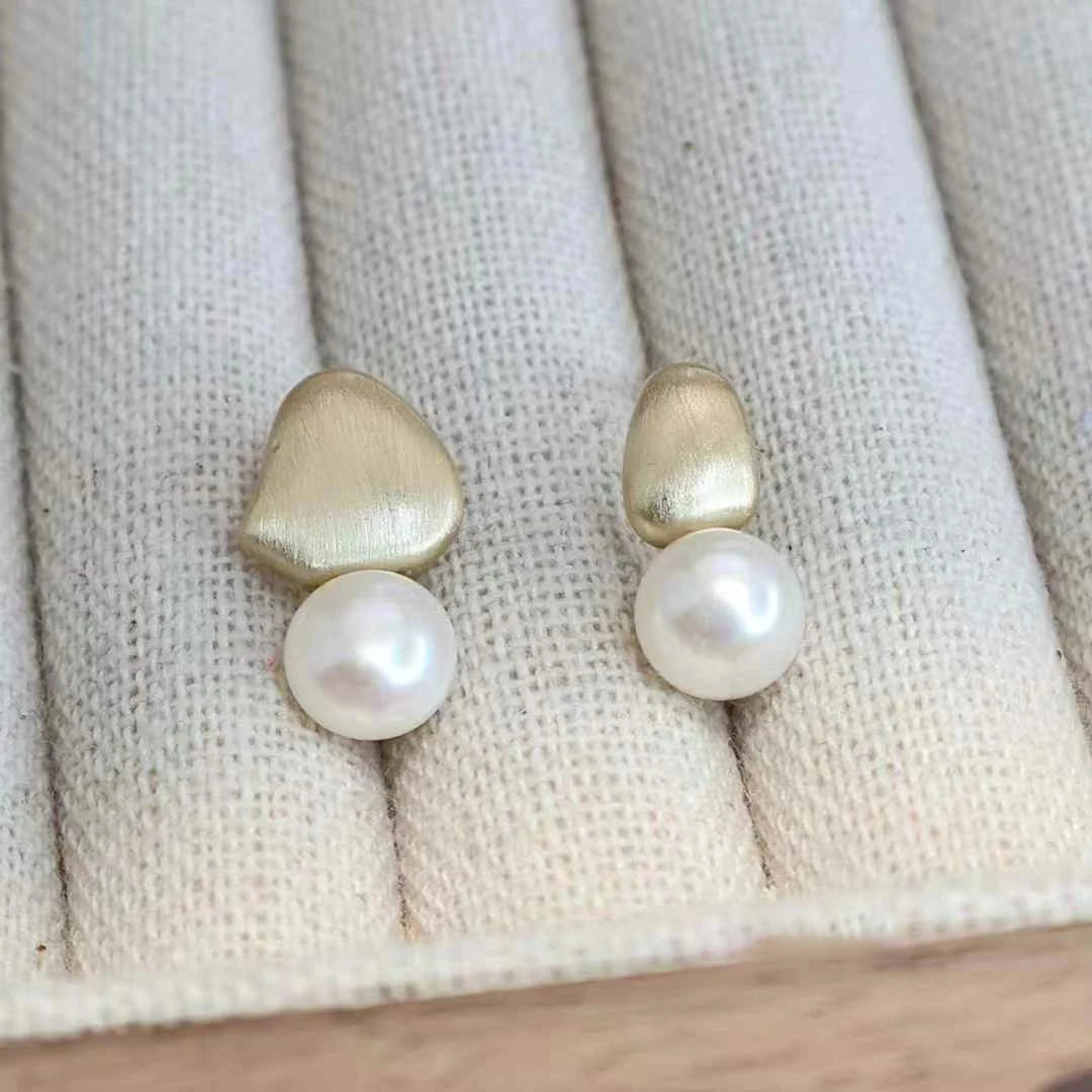 Sweet Bowknot Imitation Pearl Elegant Drop Earrings for Girls Simple Classic Luxury Jewelry for Women Ladies Accessories Chic
